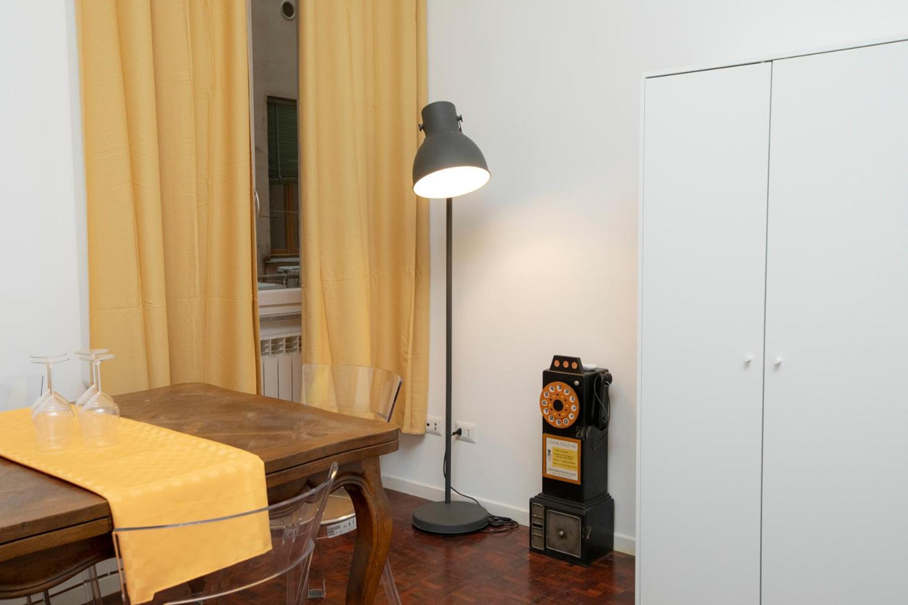 Apartamento Manara10 Giallo2 Roma